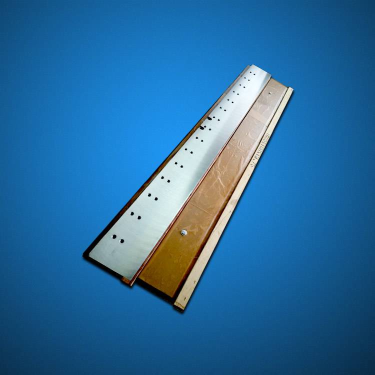 上海爱凯思1150型切纸刀片液压程控裁纸机刀片图片