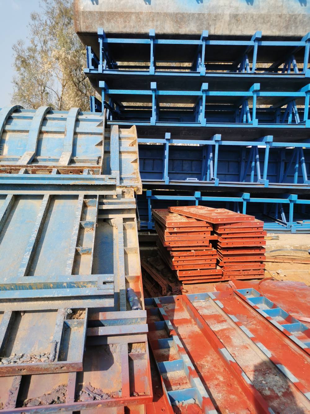 墩柱模1500型号q235钢模板建筑施工桥梁柱模出售欢迎咨询