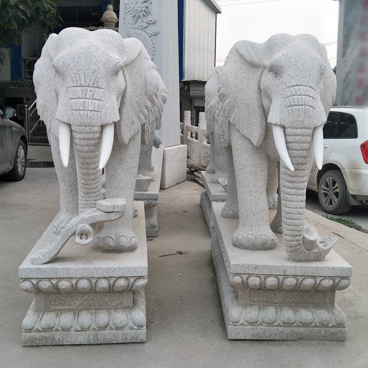石雕大象一对招财石雕吉象花岗岩大象石象装饰摆件英翰雕塑厂家