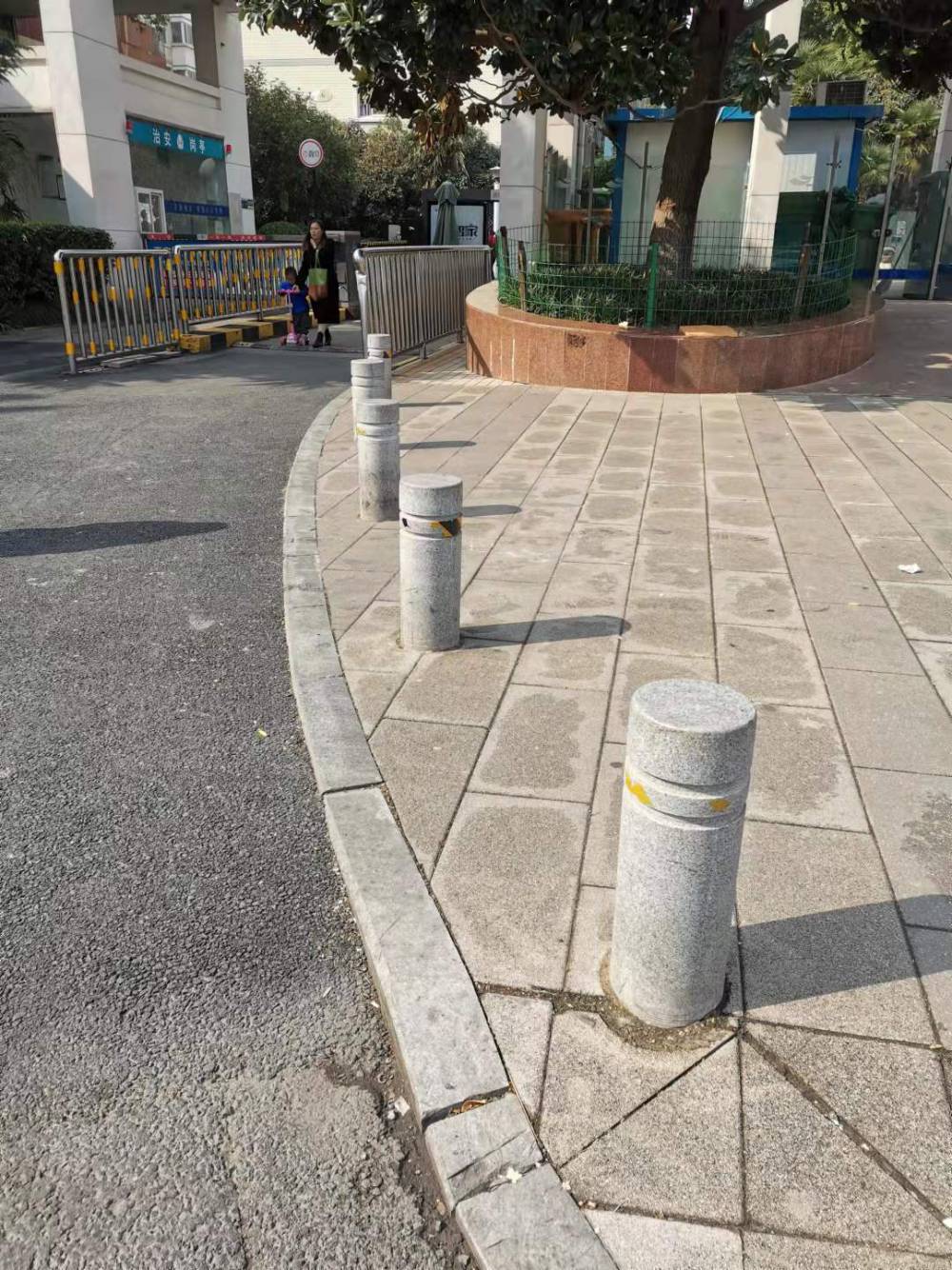 花岗岩阻车石柱广场隔离柱圆球石墩