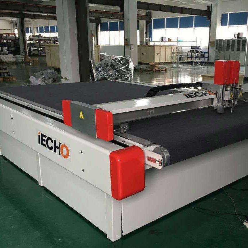 爱科科技bkl2516汽车脚垫电脑裁剪机行业***子机器