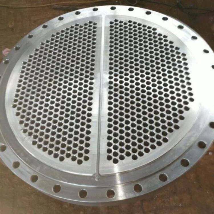 高压管板做工让每一个细节都精工细琢瑞耀管道