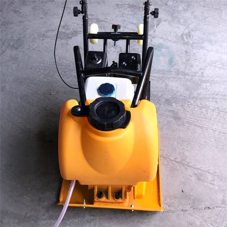 小型振动夯实机 c90t平板振动夯厂家