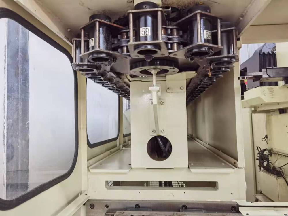 日本yasda安田8120加工中心座标镗铣床