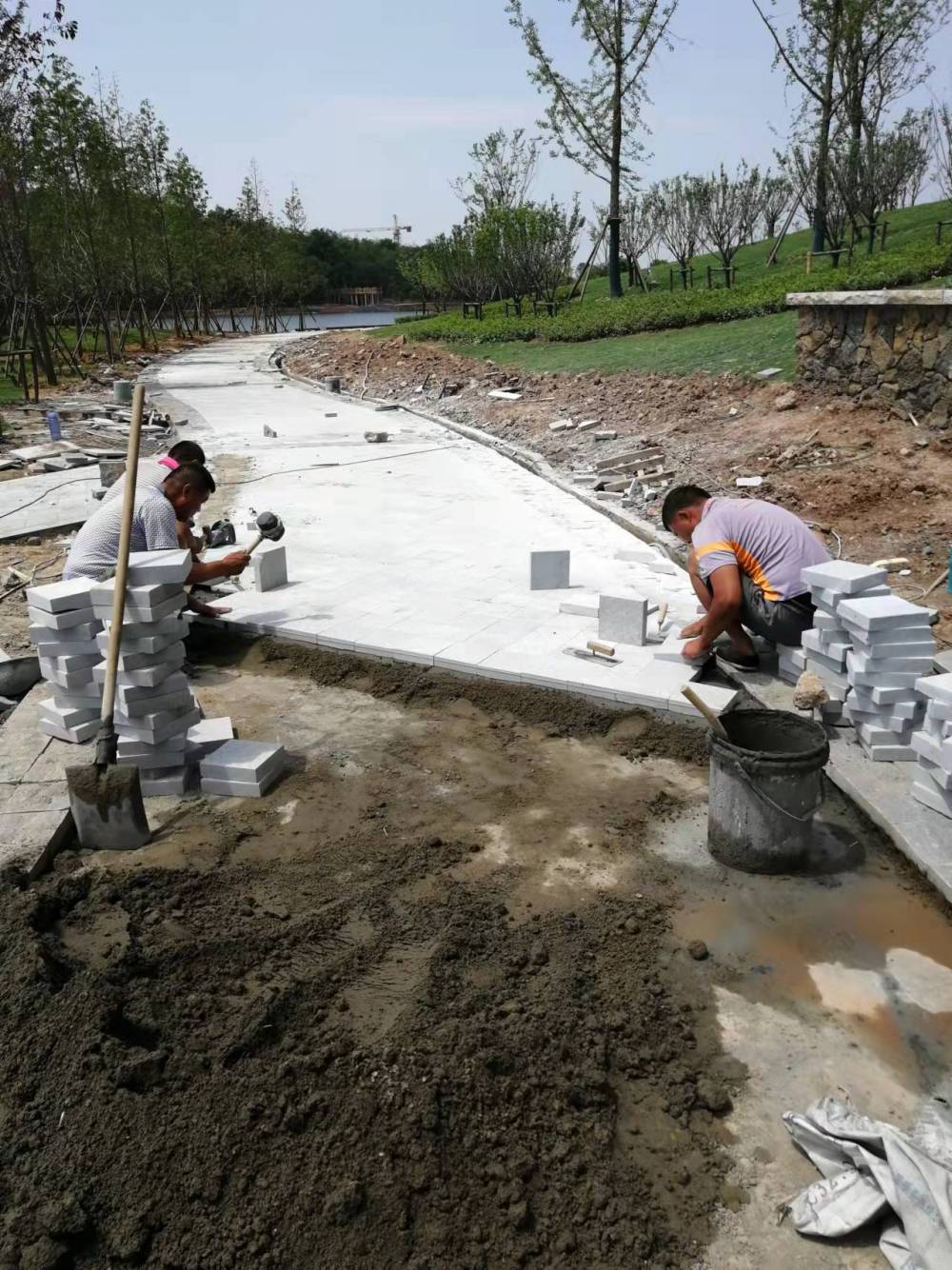 园林石材铺装队景观石材铺装施工队伍