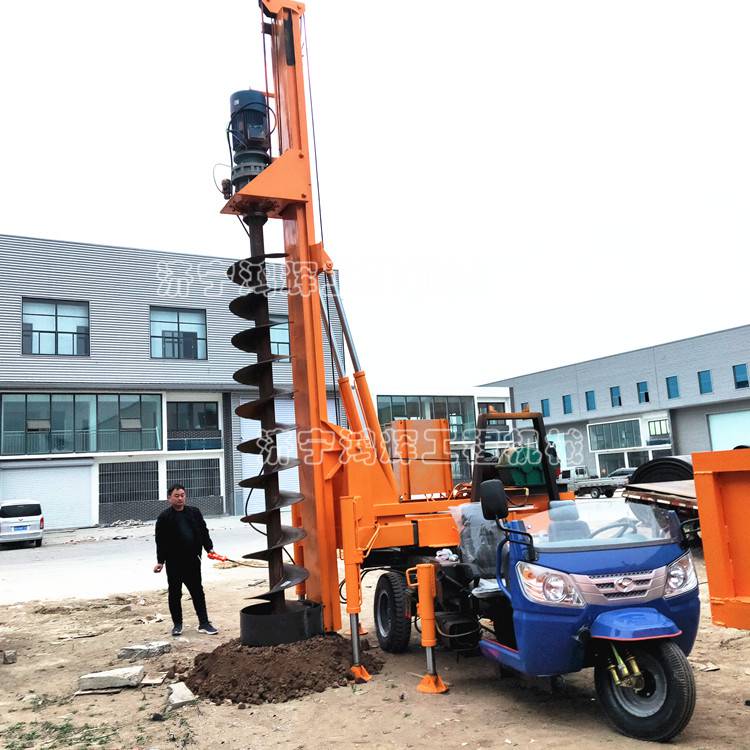 小型螺旋打樁機輪式建築地基小型螺旋打樁機農村建房地基打樁機