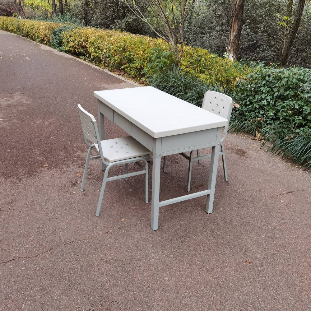 制式办公桌制式三斗办公桌聚乙烯工程塑料办公桌