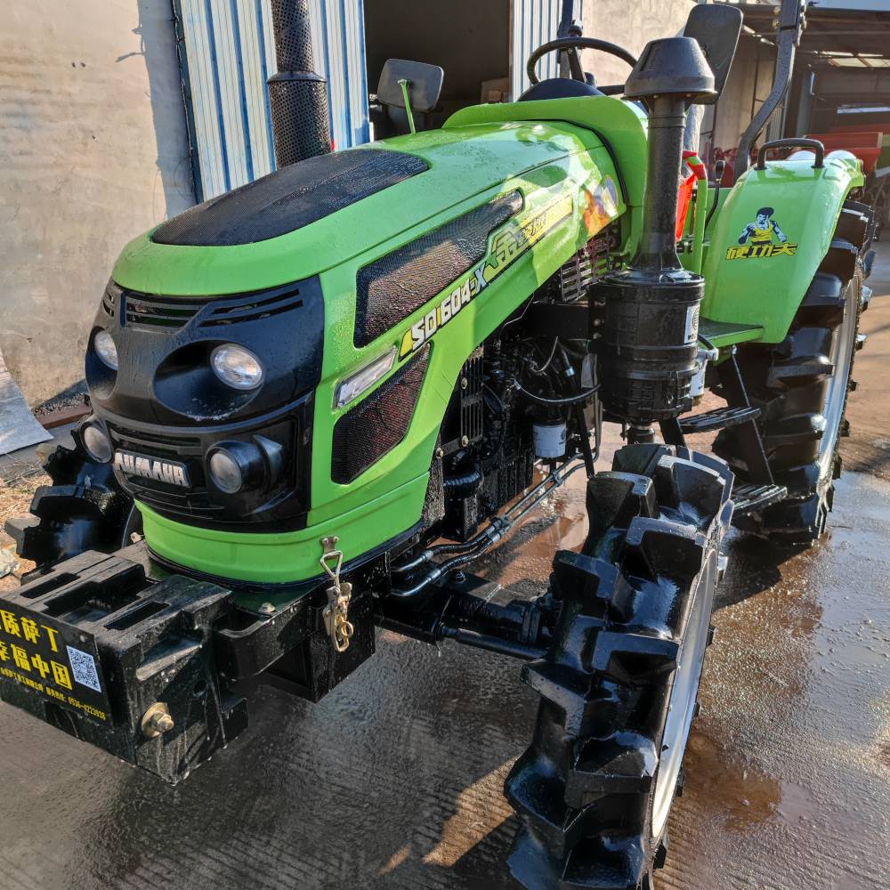 32马力单缸小四轮拖拉机迷你农用旋耕机雷沃1604大马力四轮拖拉机