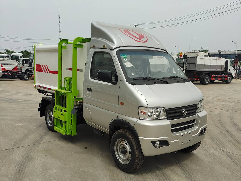 东风小霸王自装卸式挂桶垃圾车4方桶装垃圾收集清运车蓝牌c证可开