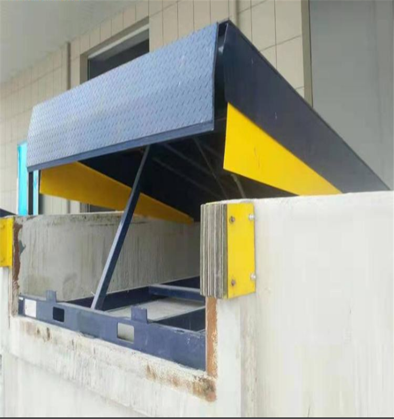 福建漳州航天牌大吨位固定式装车平台固定式液压登车桥