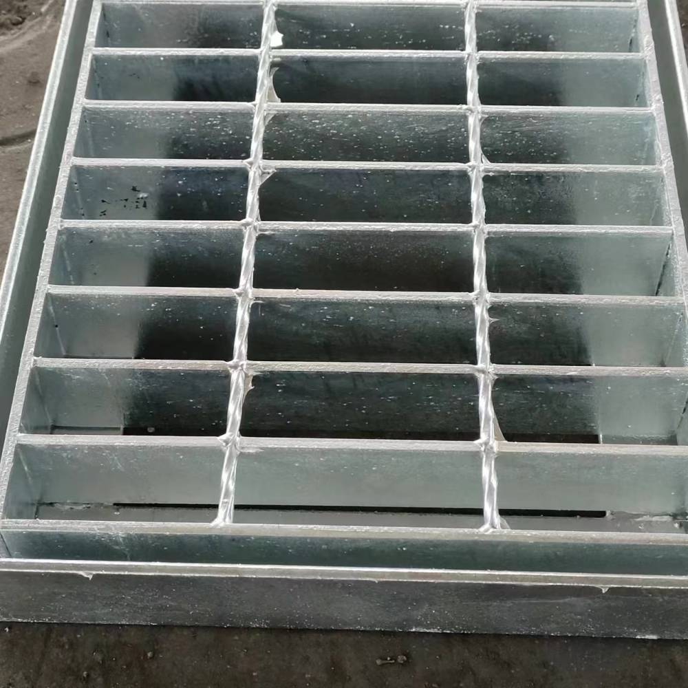 角铁框钢格栅盖板 455/30/100热镀锌钢盖板 集水坑盖板 泰江