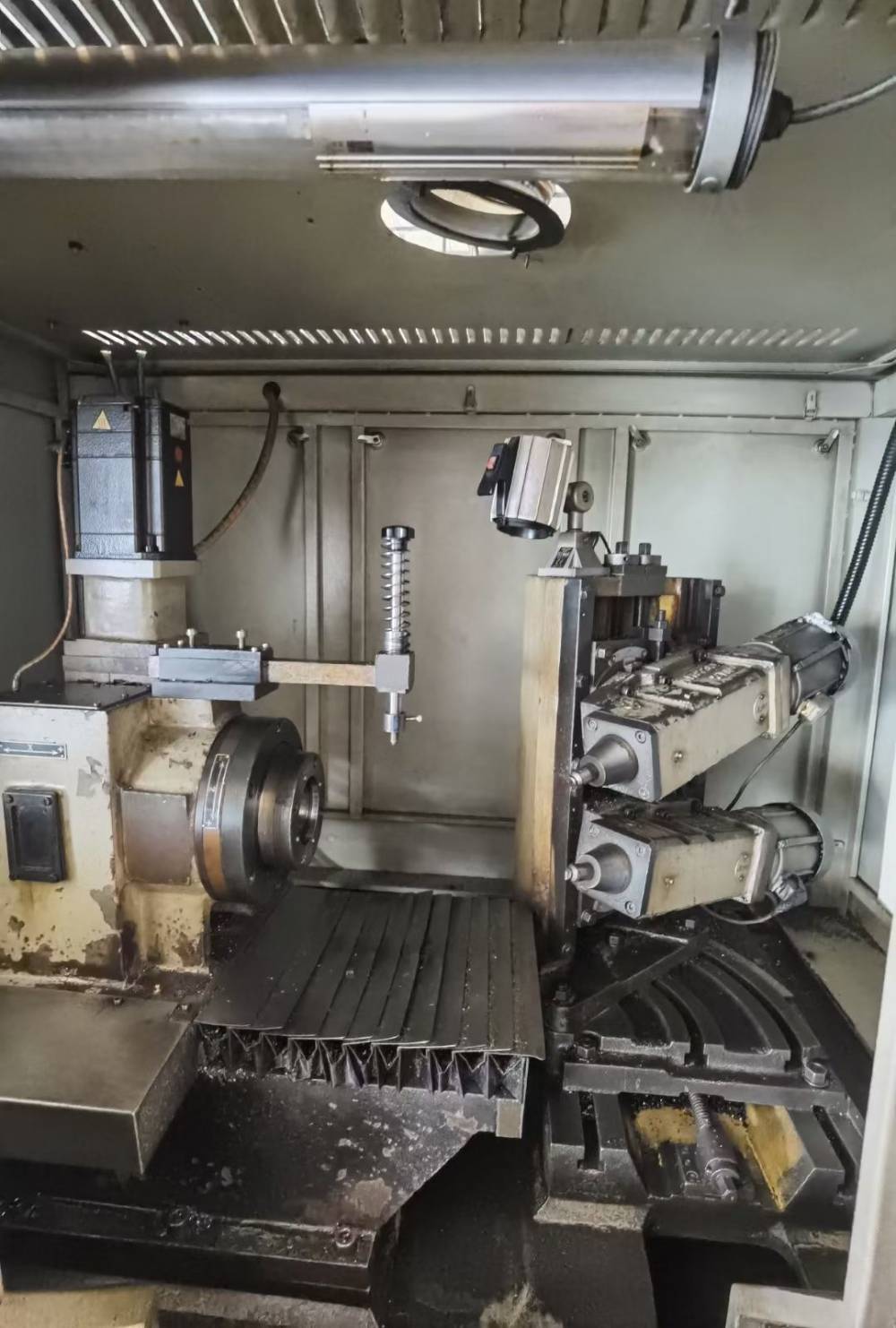 出售8台数控齿轮倒角机天津精诚产二手数控倒角机