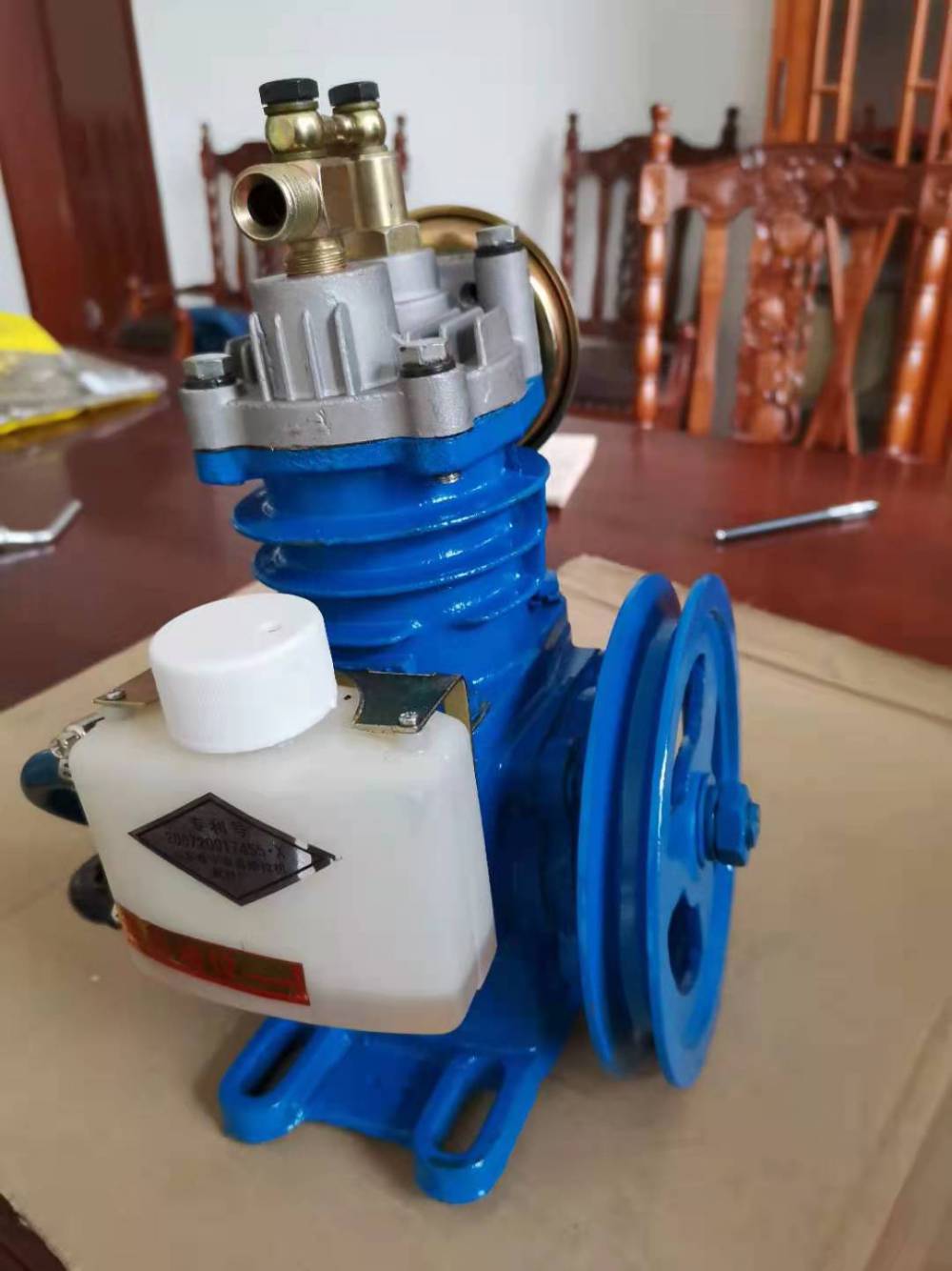 农机配件刹车装置空气压缩机春晖气泵农用车打气泵自身环油气泵图片