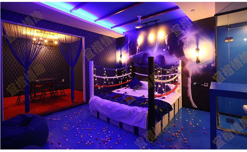 简约主题酒店擂台情趣床合欢电动床夫妻性爱助力床拳击主题床