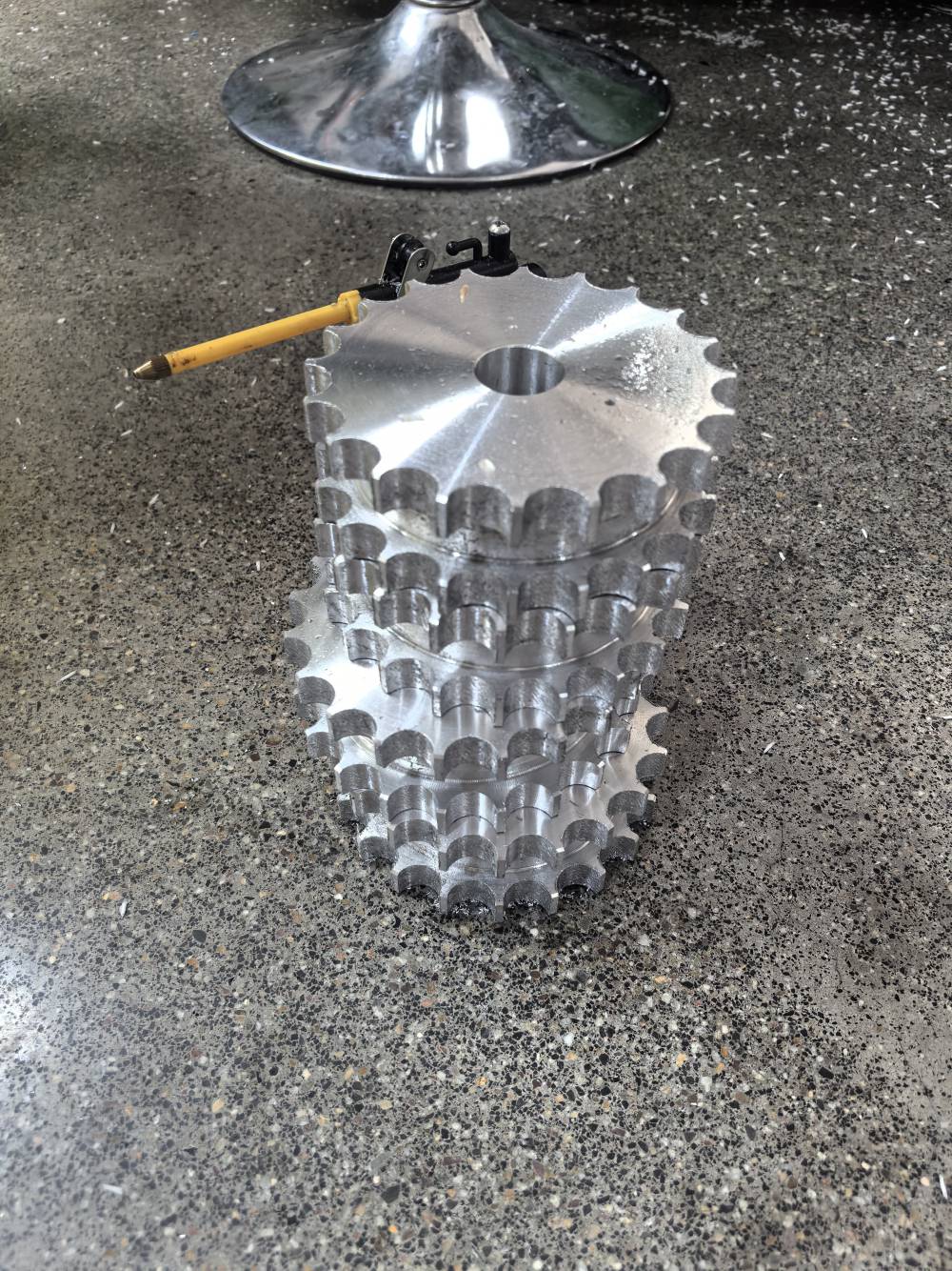 自动化流水线820注塑轮耐磨主动轮从动轮输送线机加工链轮齿轮 鼎富齿轮加工 塑料轮子 输送带主动轮从动轮