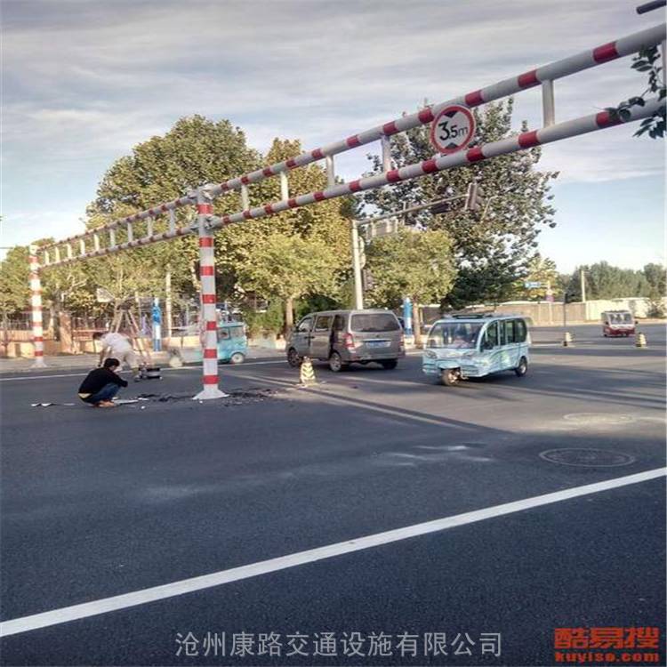 山东滨州 河北标志杆价格 路段标志杆 厂家