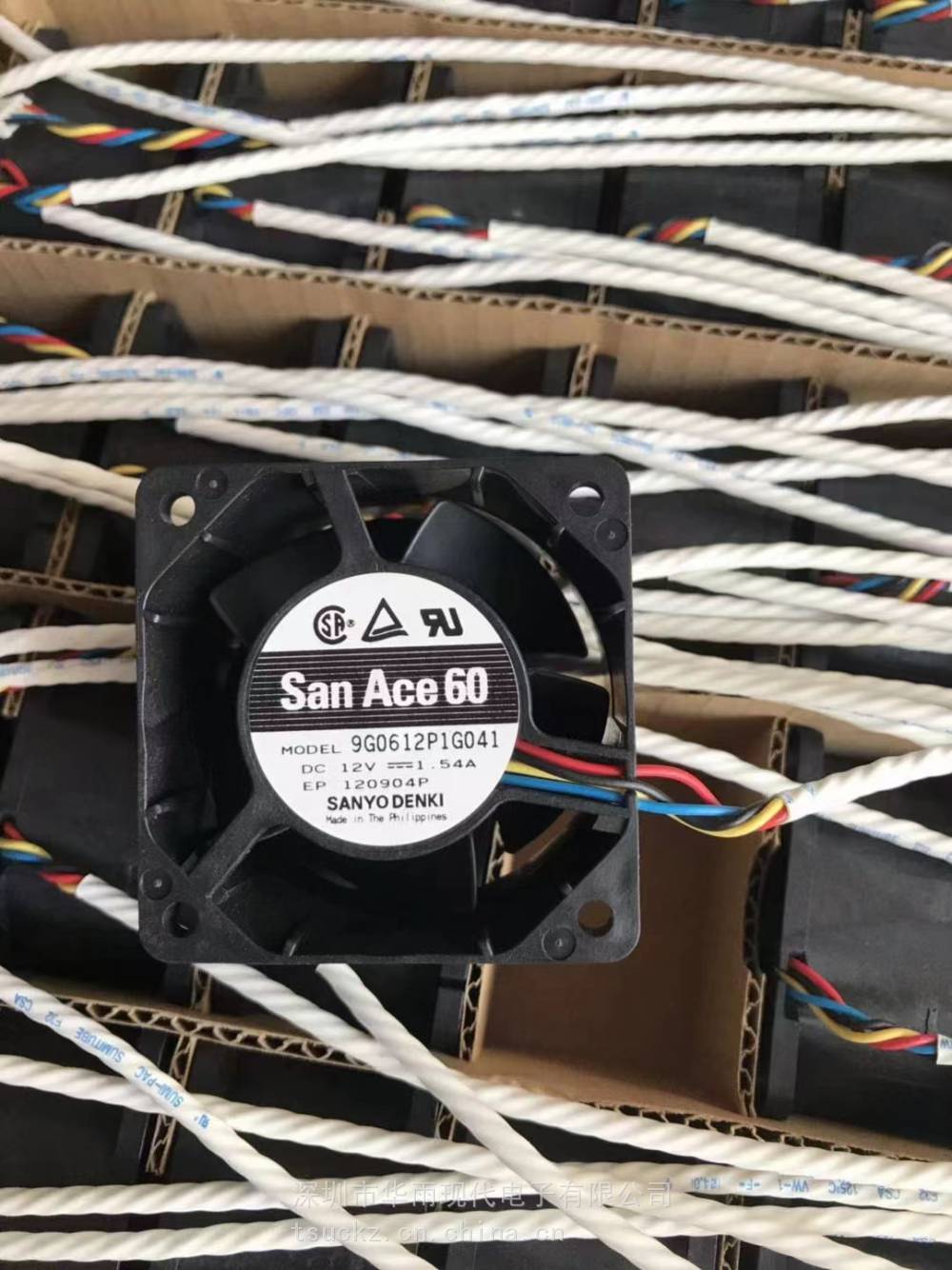 ut126ccv180150320190东芝电梯配件东芝电梯变频器风扇