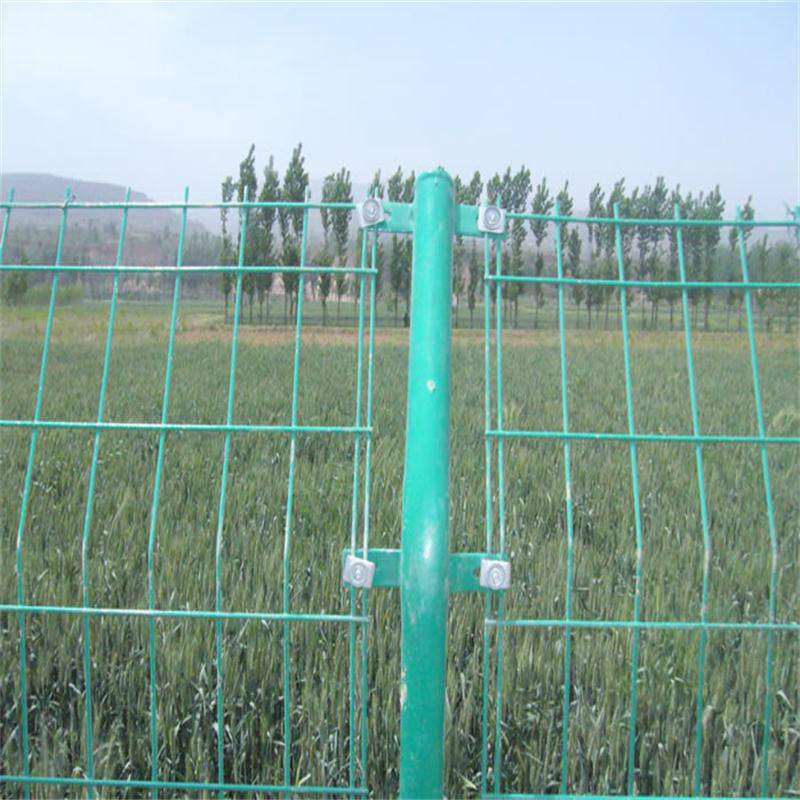 安平优盾河道园林围栏铁丝网 场区围栏网果树防护网隔离栅围栏网