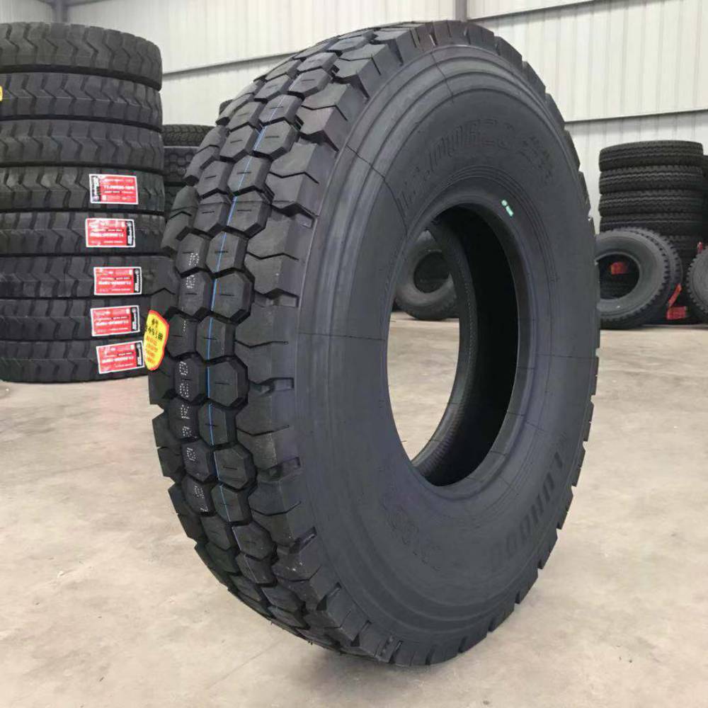 1200r2011001000900前四后八虎运全钢丝胎矿山轮胎渣土自卸车