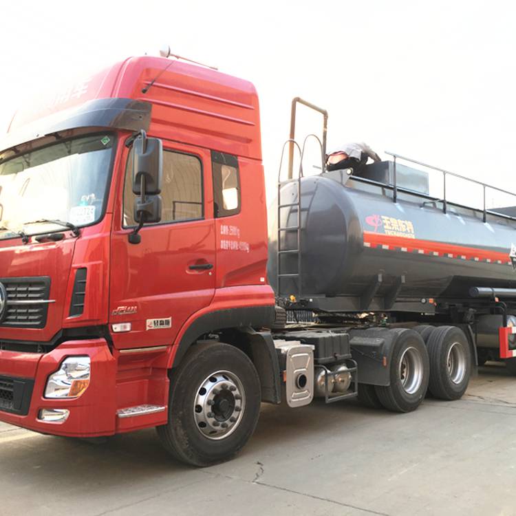 玉柴东特31吨8类危险品次氯酸钠运输钢衬pe气囊桥罐式半挂车