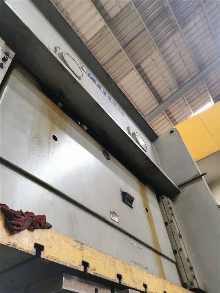 回收二手广锻龙门气动冲床500吨400吨超宽大型龙门冲