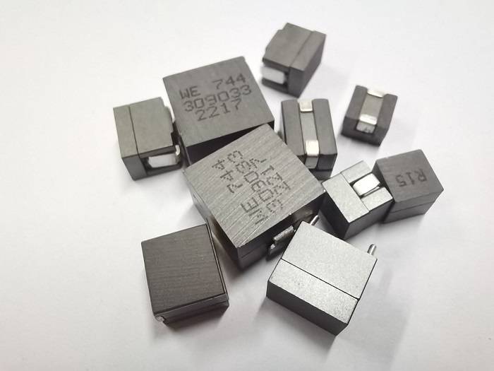 是一家主要从事两片式大功率电感,一体成型电感(碳基粉末,合金粉末)