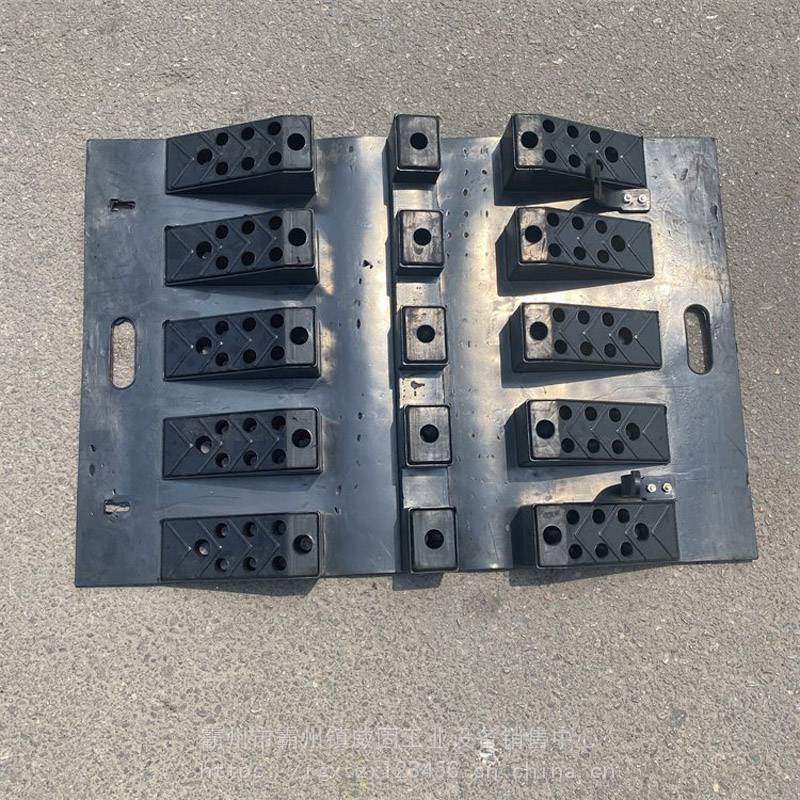 消防车辆配件过马路水带包护桥水带护桥木双槽型水带铺设过桥威固