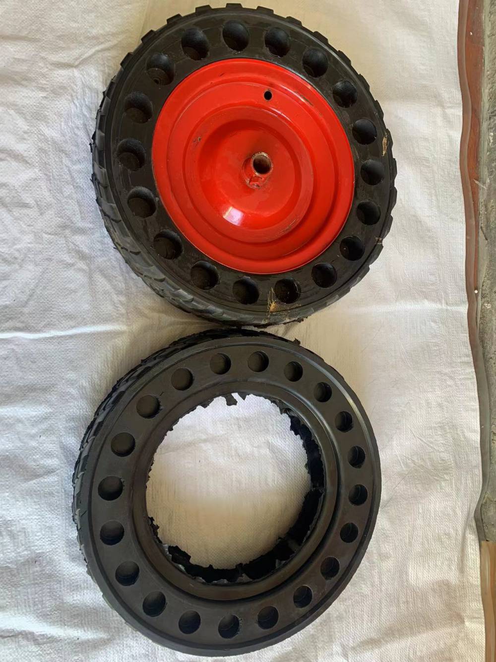 玉米播种机轮胎φ395100mm地轮配件橡胶制品定制图片