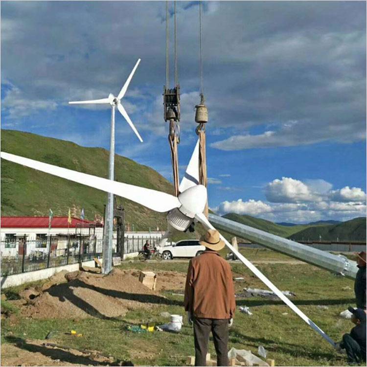 供应农用牧区用风力发电机 2.5KW48V生活生产用水用电
