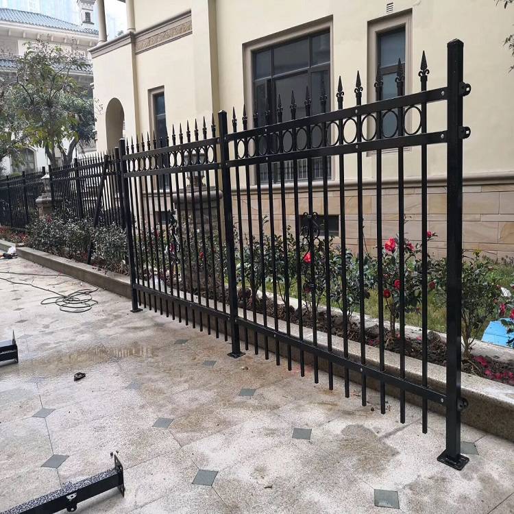 汕头热镀锌学校铸铁隔离围墙护栏珠海别墅小区按全防护护栏