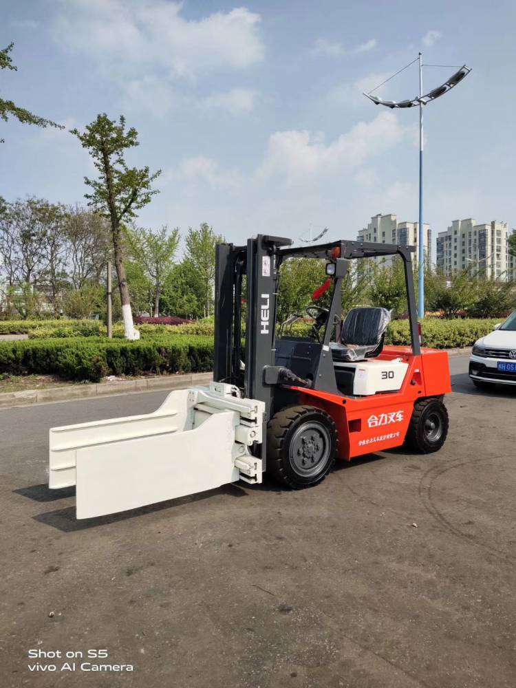 平抱夹-卡斯卡特旋转抱夹-二手抱夹叉车