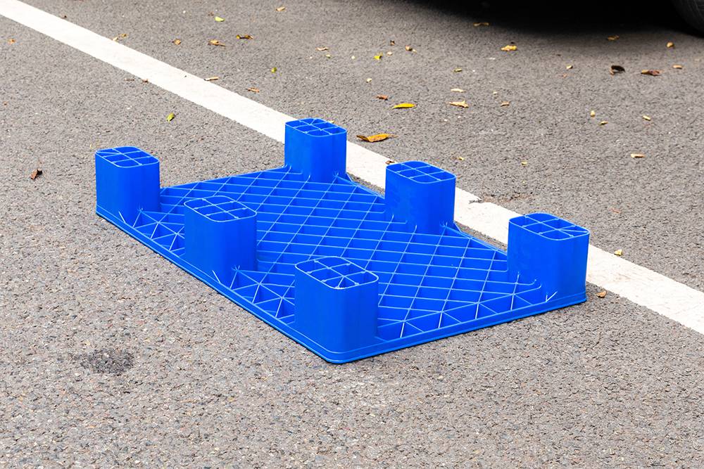 工厂九脚平面塑料托盘四面进叉周转卡板仓库车间物流蓝色栈板