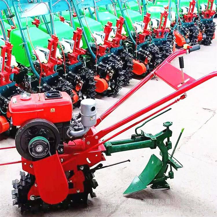多功能链轨式微耕机大马力低耗油趟地机小红牛耕地机