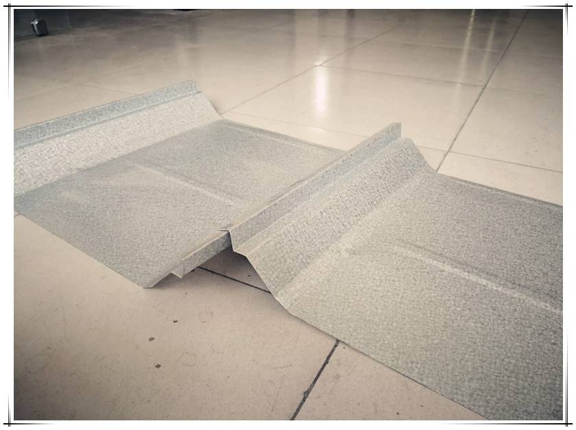 天津475型角驰彩钢板大无缝彩卷曹嘉友加工05元每米