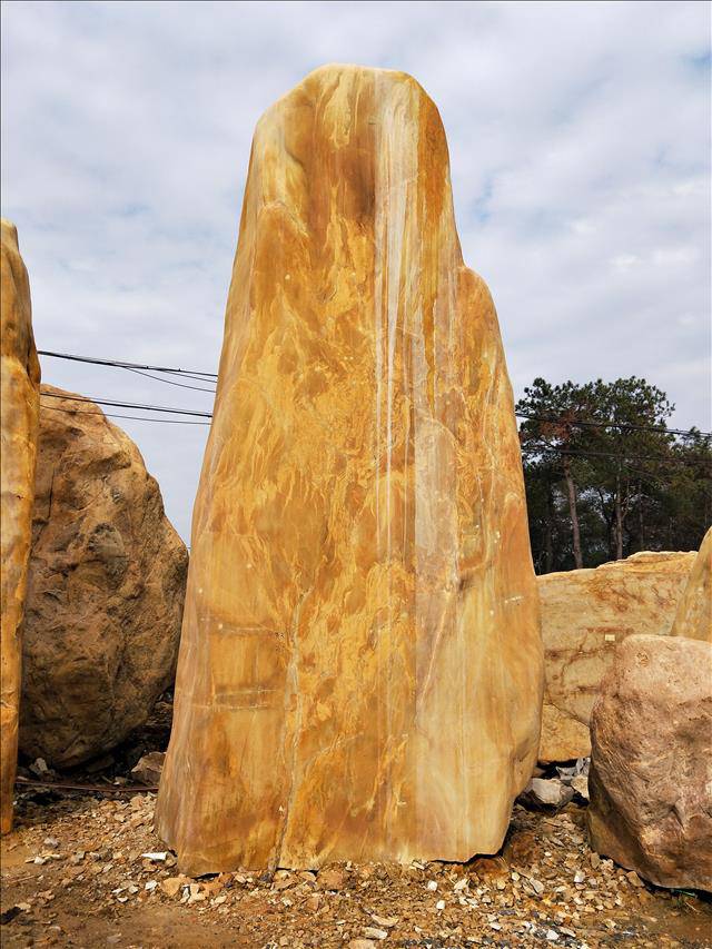 广东天然黄蜡石原石黄蜡石黄色刻字石头大型招牌石