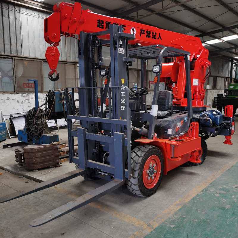 叉车随车吊叉车尾吊叉吊一体机液压伸缩自带卷扬机