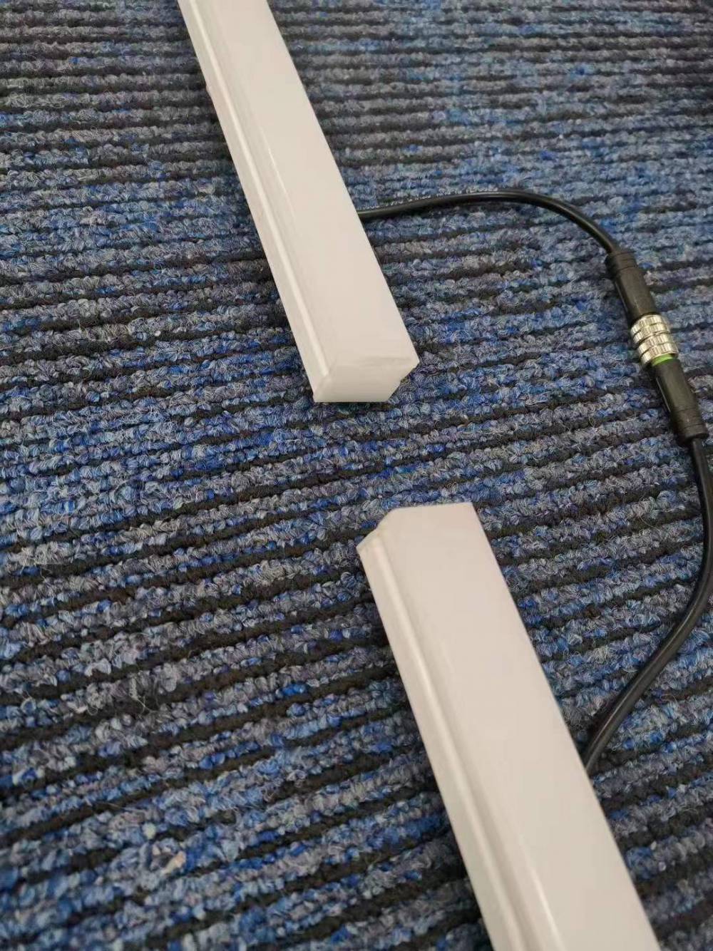 娅锶科技2218亚克力硬灯条(可定制)