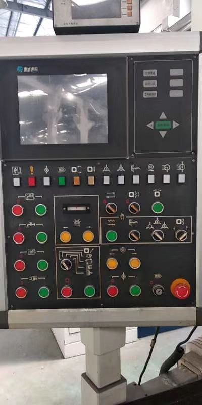 秦川yk7220yk7232ayk7236a数控蜗杆砂轮磨齿机