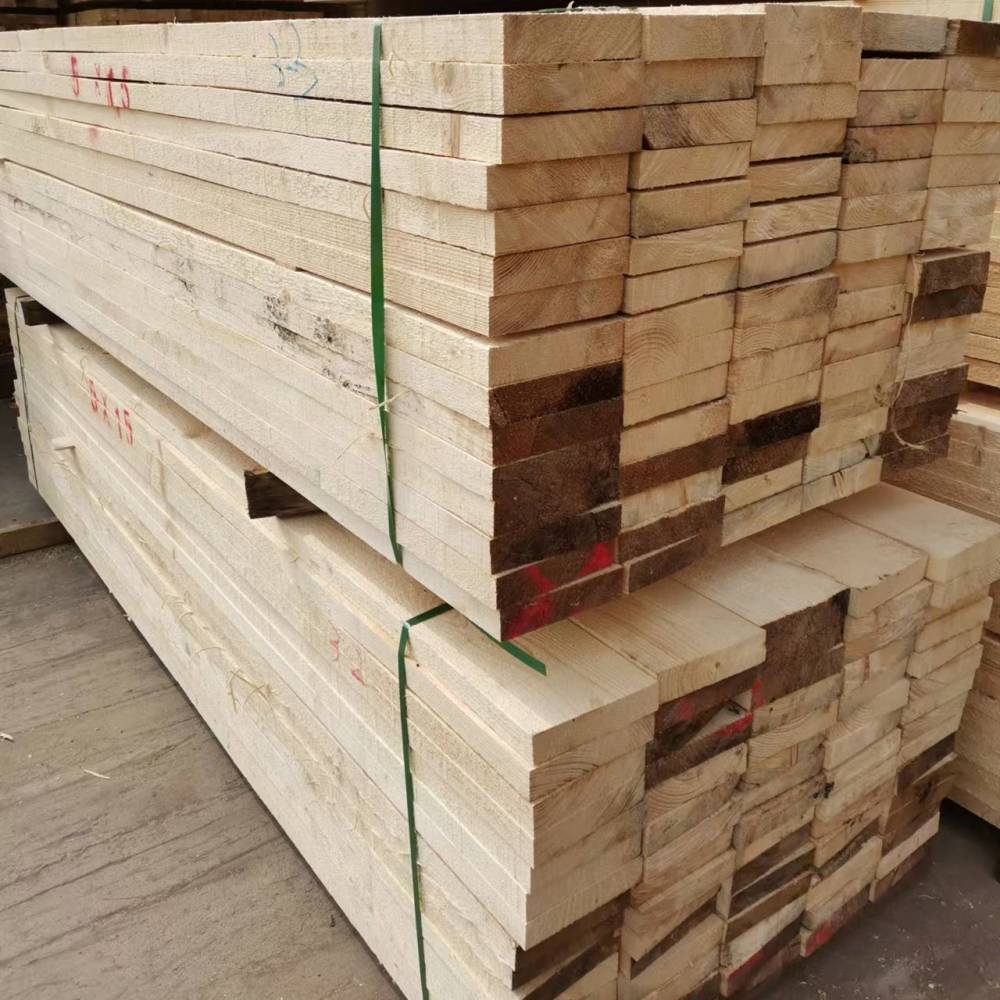张掖3米木方条子工地基建四面见线进口建筑木方图片