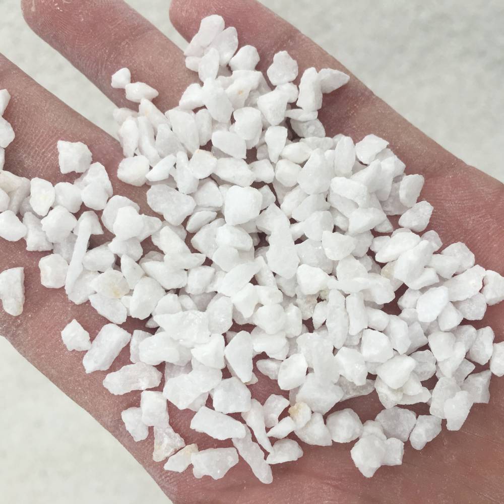 登峰厂家批发白色砾石水磨石用58mm白色砾石