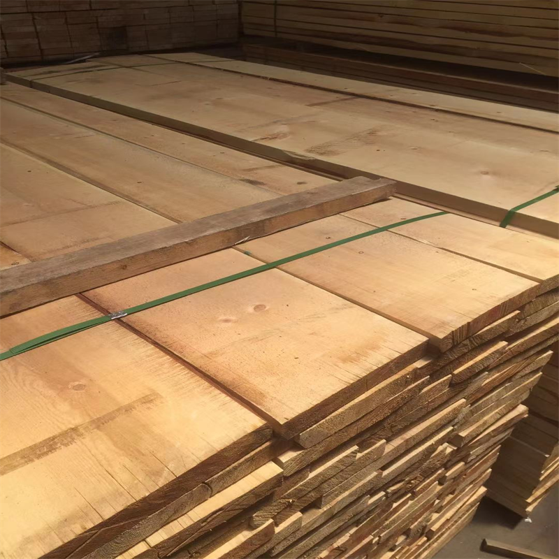 天然红松实木板材定制质地均匀纹路细腻可用于建筑家具桥梁