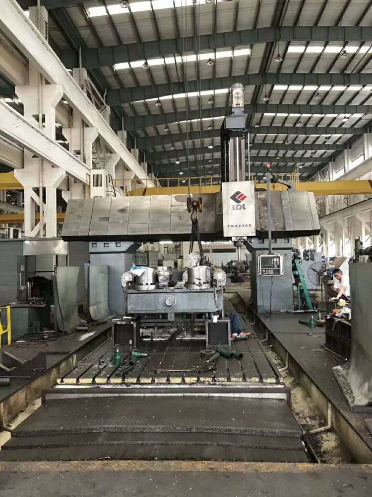 售二手安装少用江苏新瑞3x6米龙门五面加工中心二手加工中心方滑枕