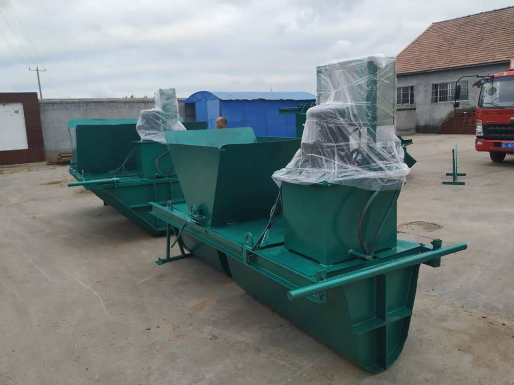 山东宝迎水渠机渠道成型机水渠成型机