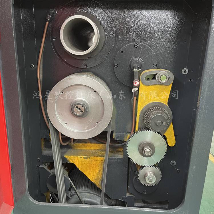 鸿星数控机床大孔径普通卧式车床cw61806280x1500马鞍车床6280