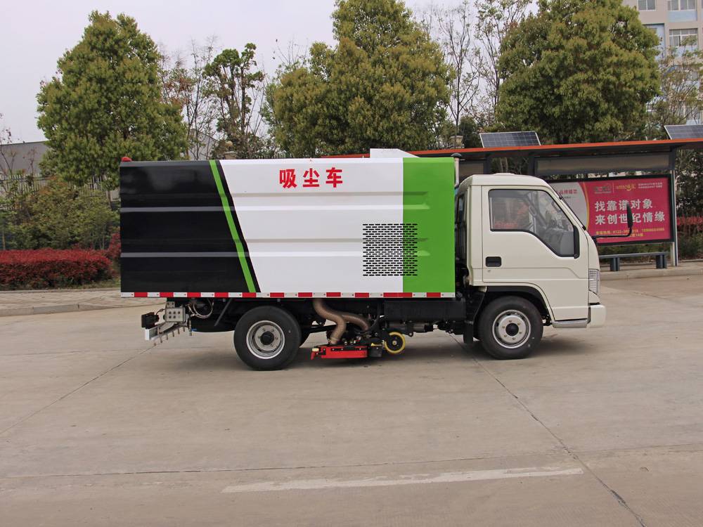 吸尘车