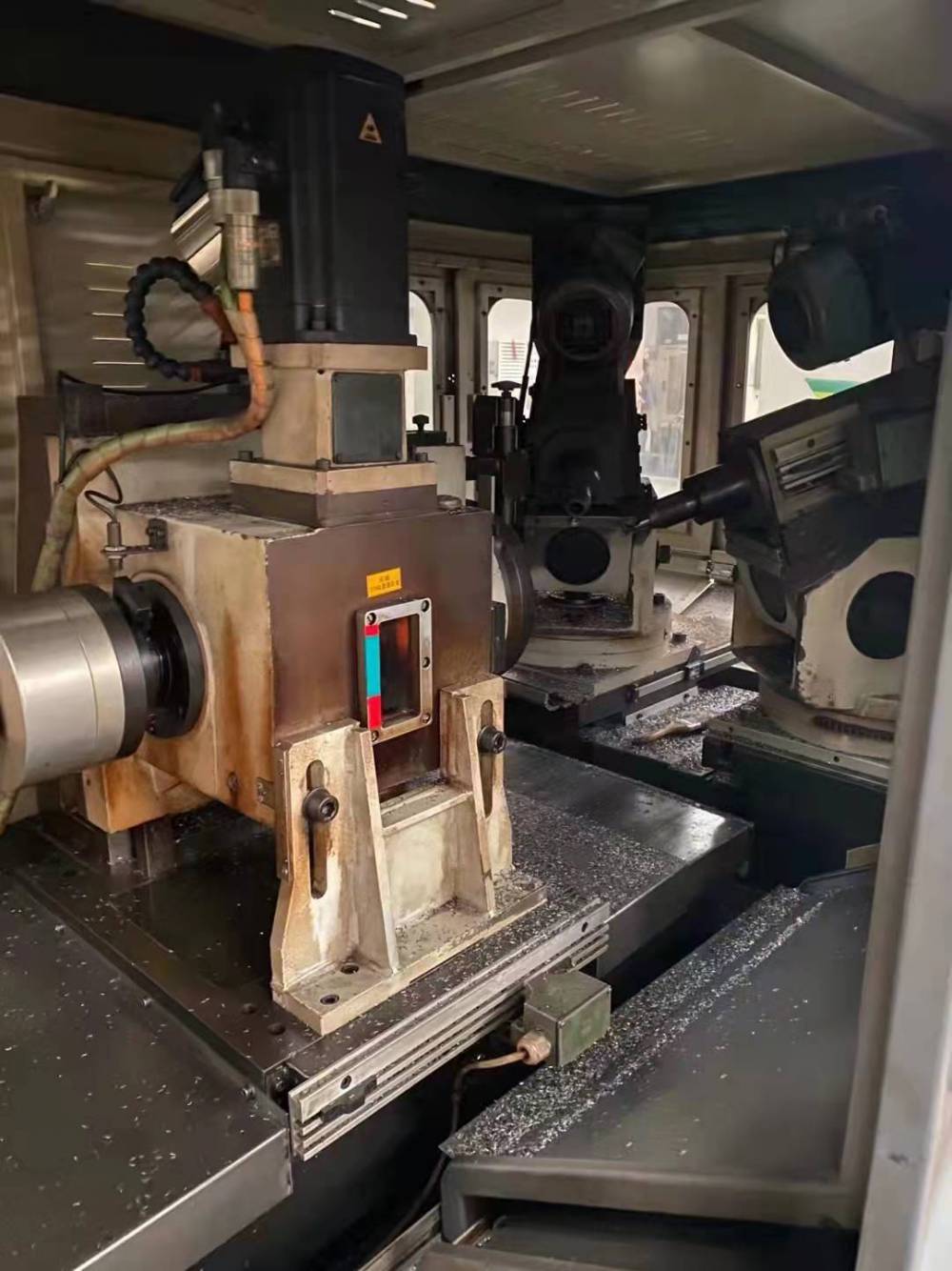 出售二手天津精诚数控齿轮倒角机yh9325f