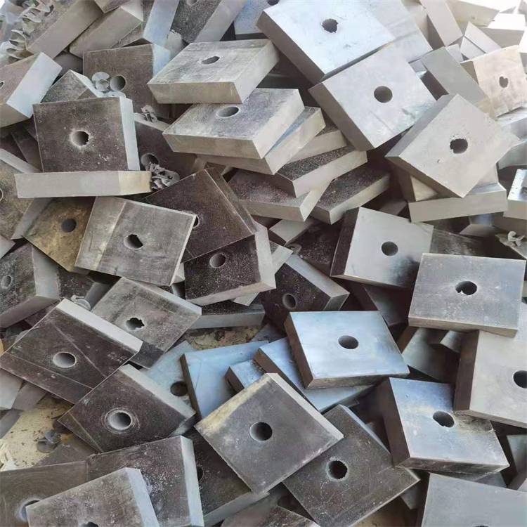 衡广通钢结构减震橡胶垫块桥梁圆板式橡胶支座采用的原料