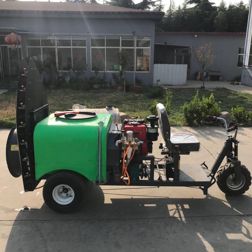 农用小型自走式三轮打药车果园风送打药车乘坐式果树打药机