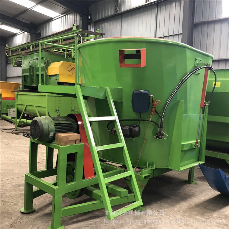 TMR饲料搅拌机 全日粮草料制备机 能粉碎秸秆的搅拌机