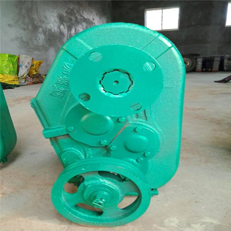 遥控卷帘机 花卉大棚侧置卷被机 家用电动卷帘机